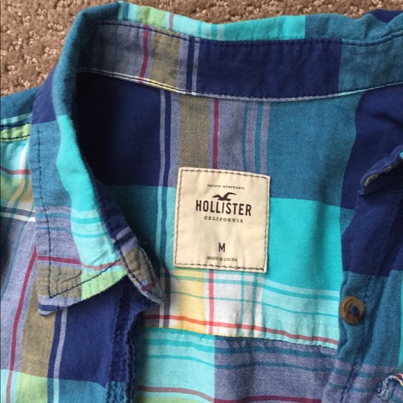 Hollister Clothing Bundle - Picture 2 of 4